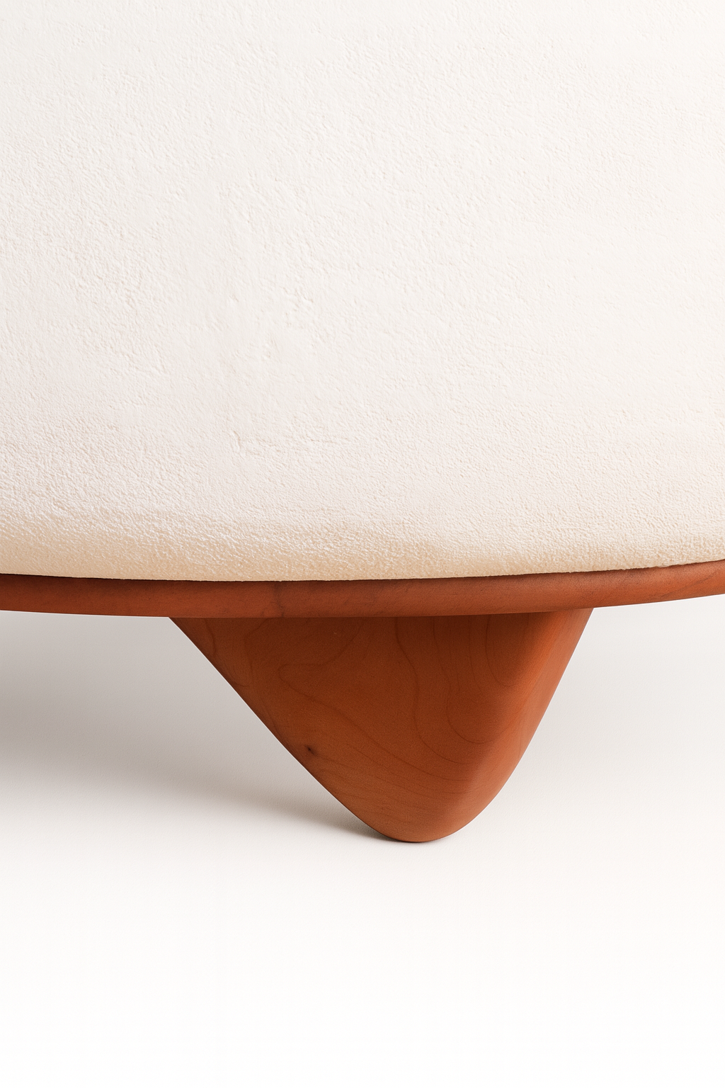 8B Accent Table