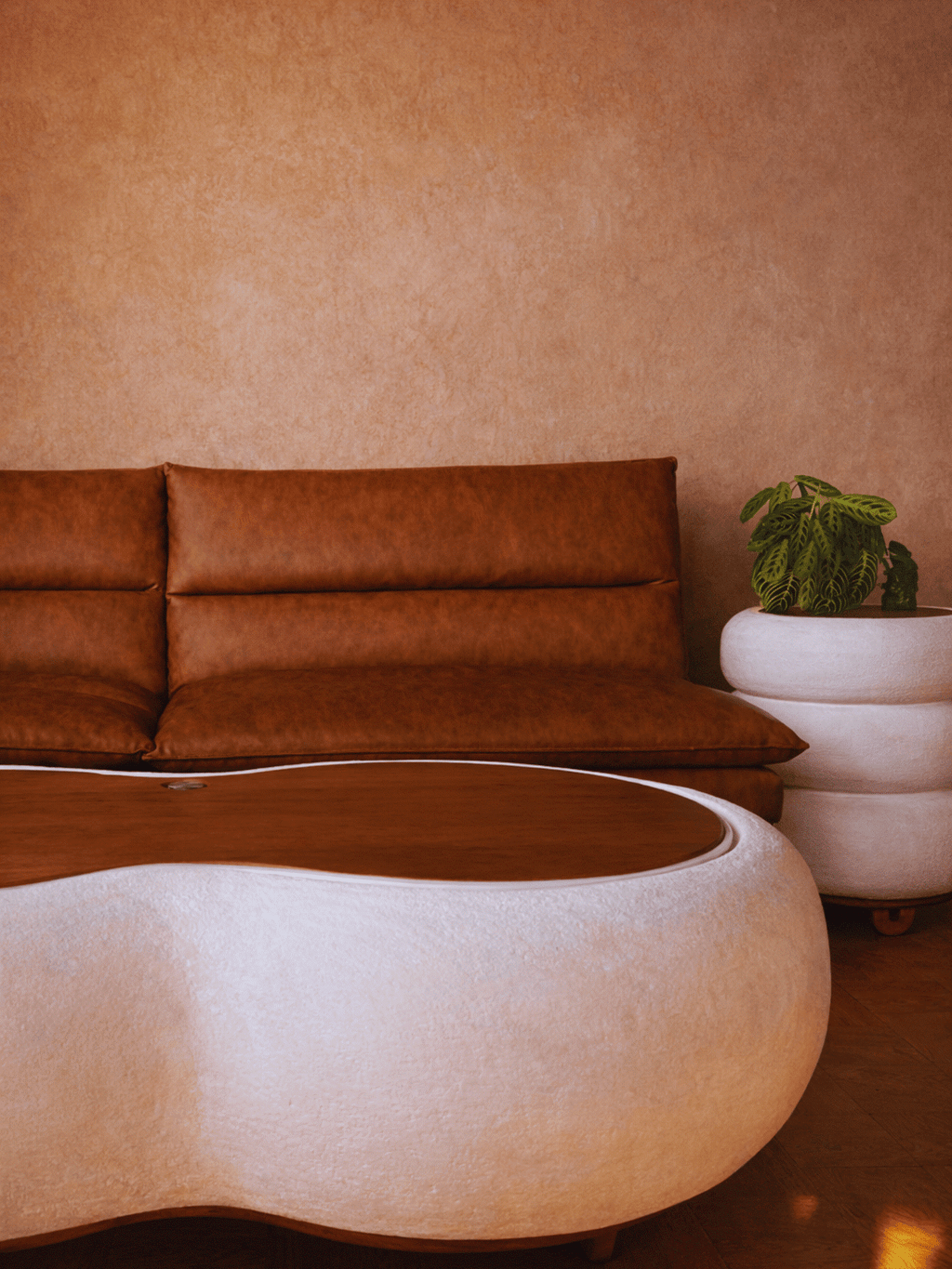 000E Side Table